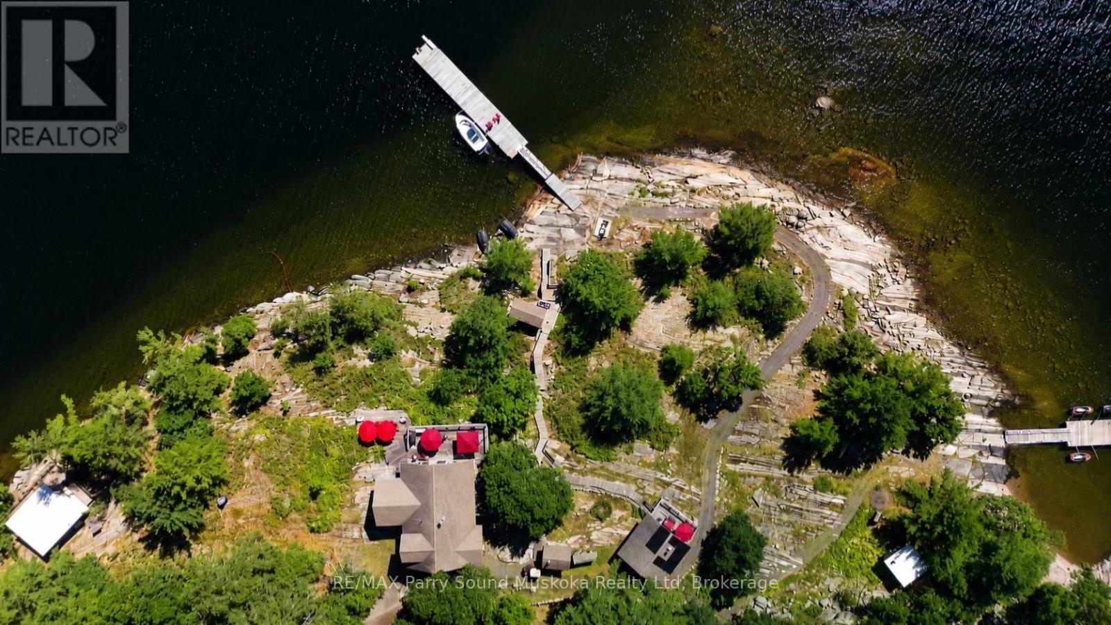 43 15C ISLAND - Image 35