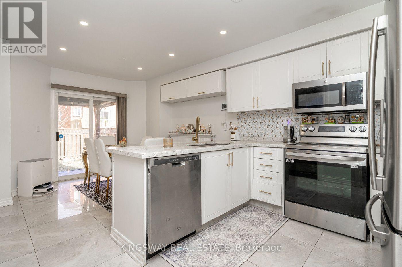 891 STONEBRIDGE AVENUE - 9