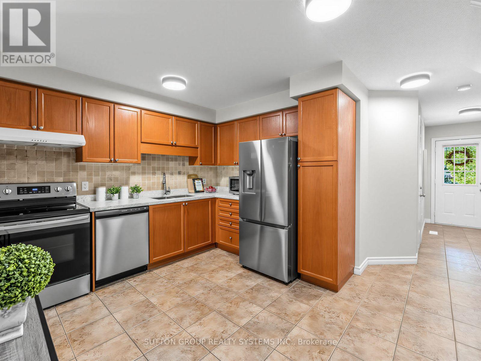 #68 30 VAUGHAN STREET - Image 4