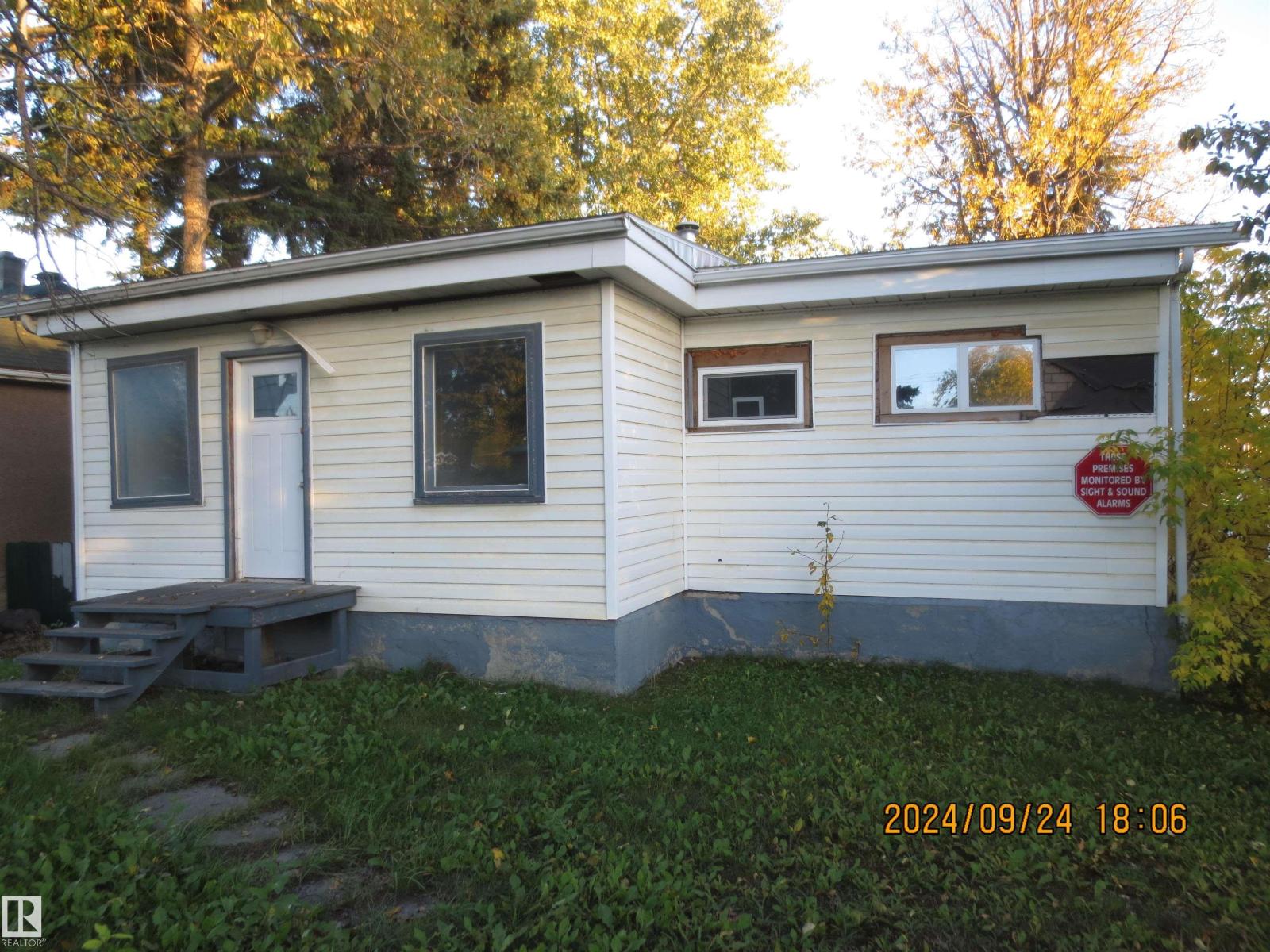 4615 4 Avenue - 25