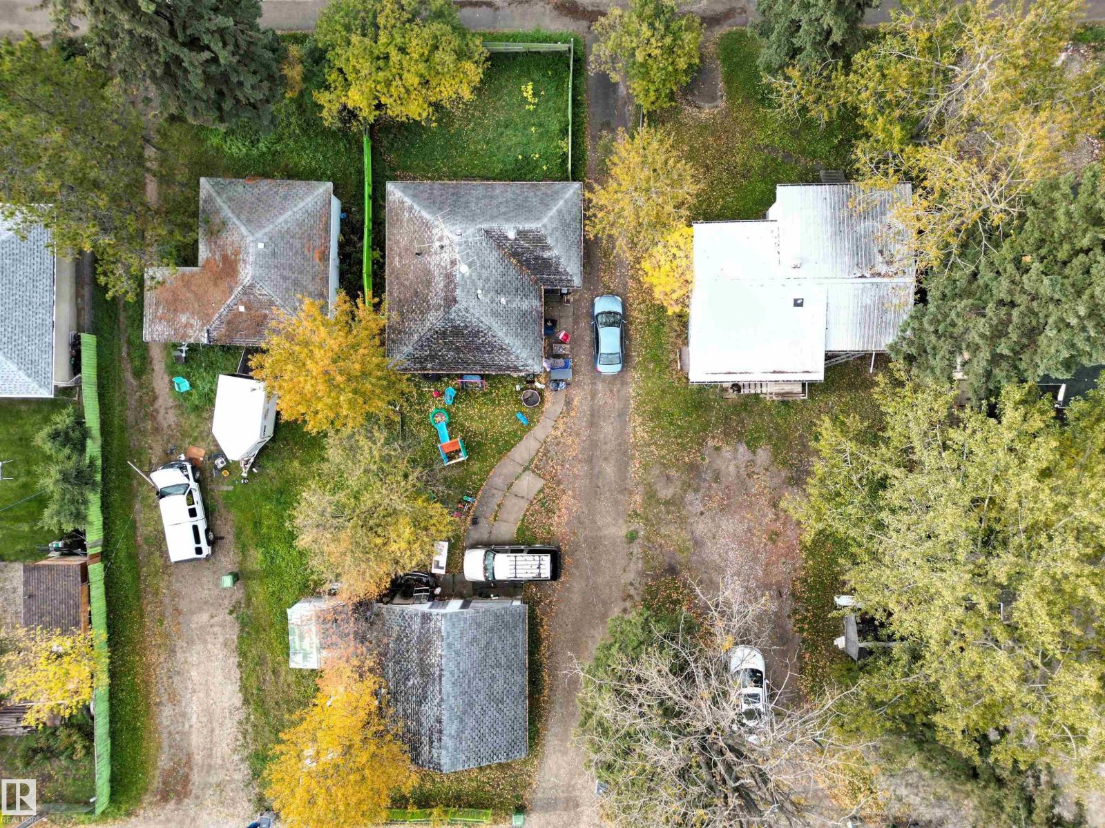 4615 4 Avenue - 4