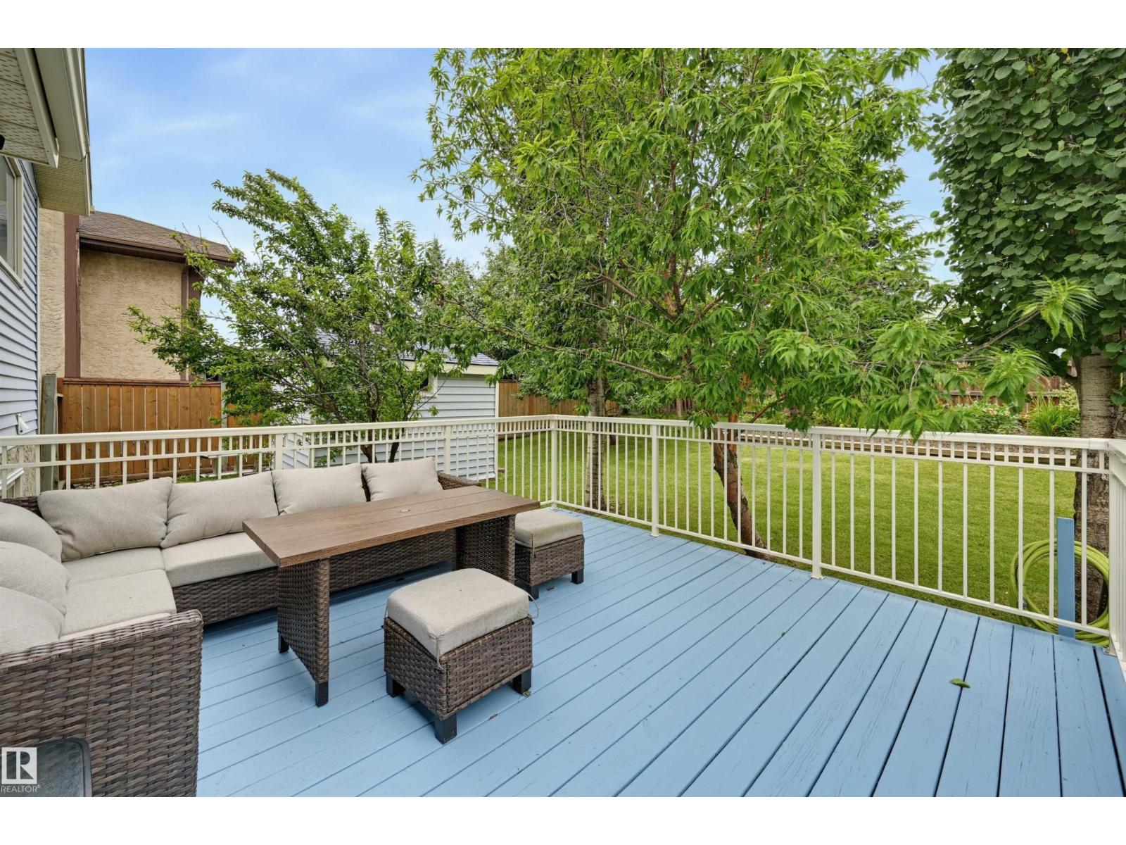 8316 189A ST NW - 14