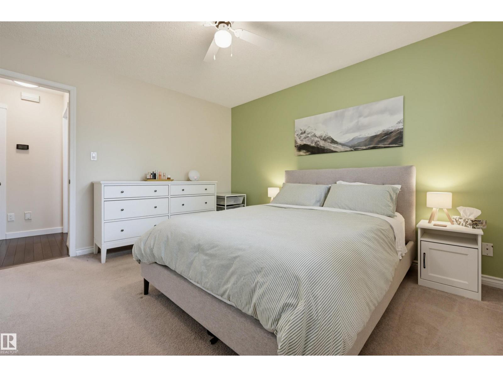 8316 189A ST NW - 19