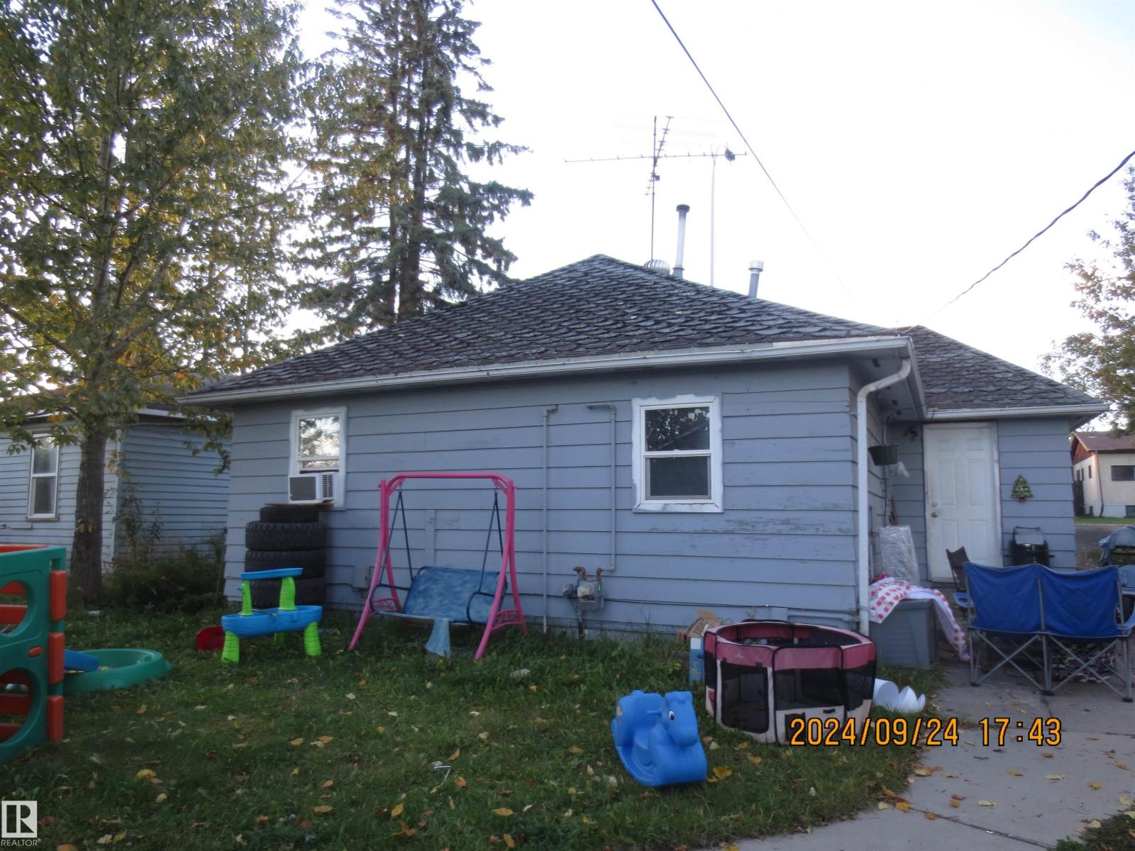 4619 4 Avenue - 34