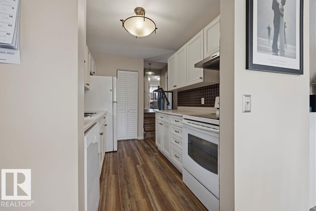7422 188 ST NW - 13