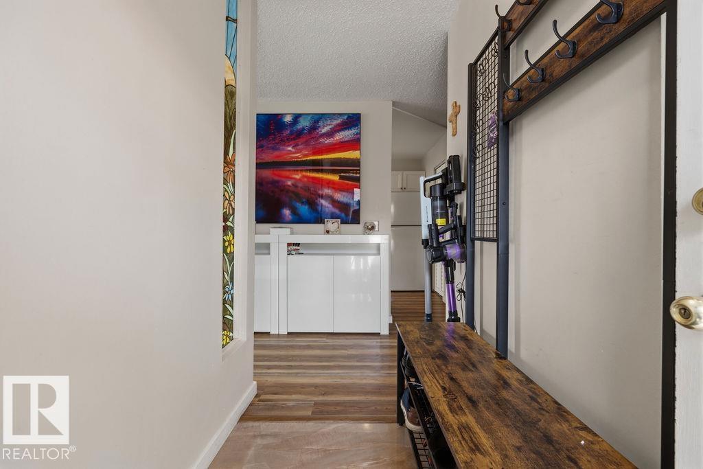 7422 188 ST NW - 6