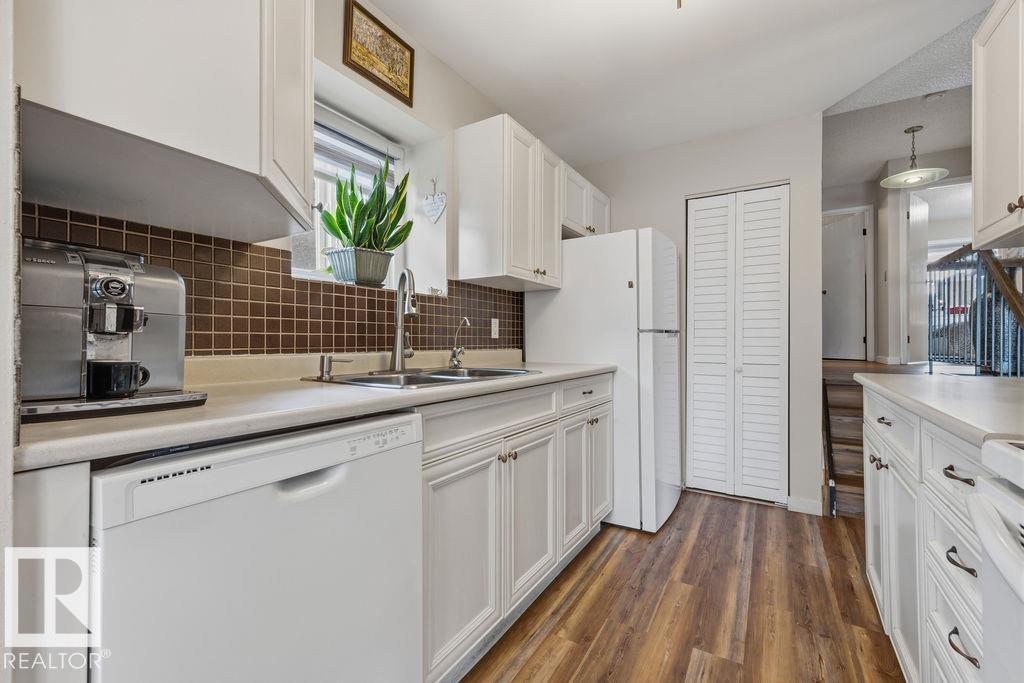7422 188 ST NW - 15