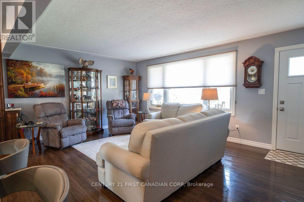 252 RAPLEY STREET - 2