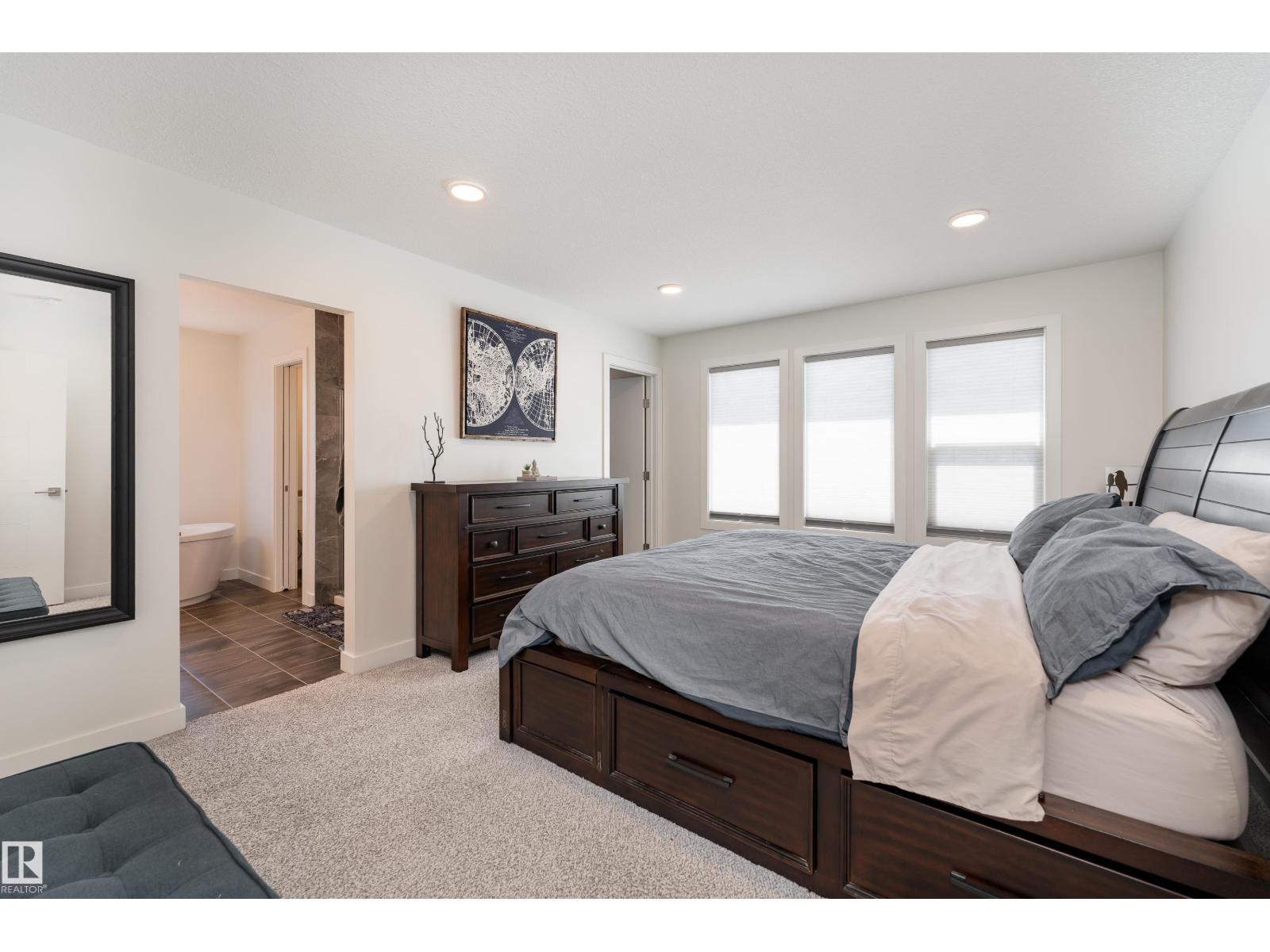 9119 183 AV NW - 29
