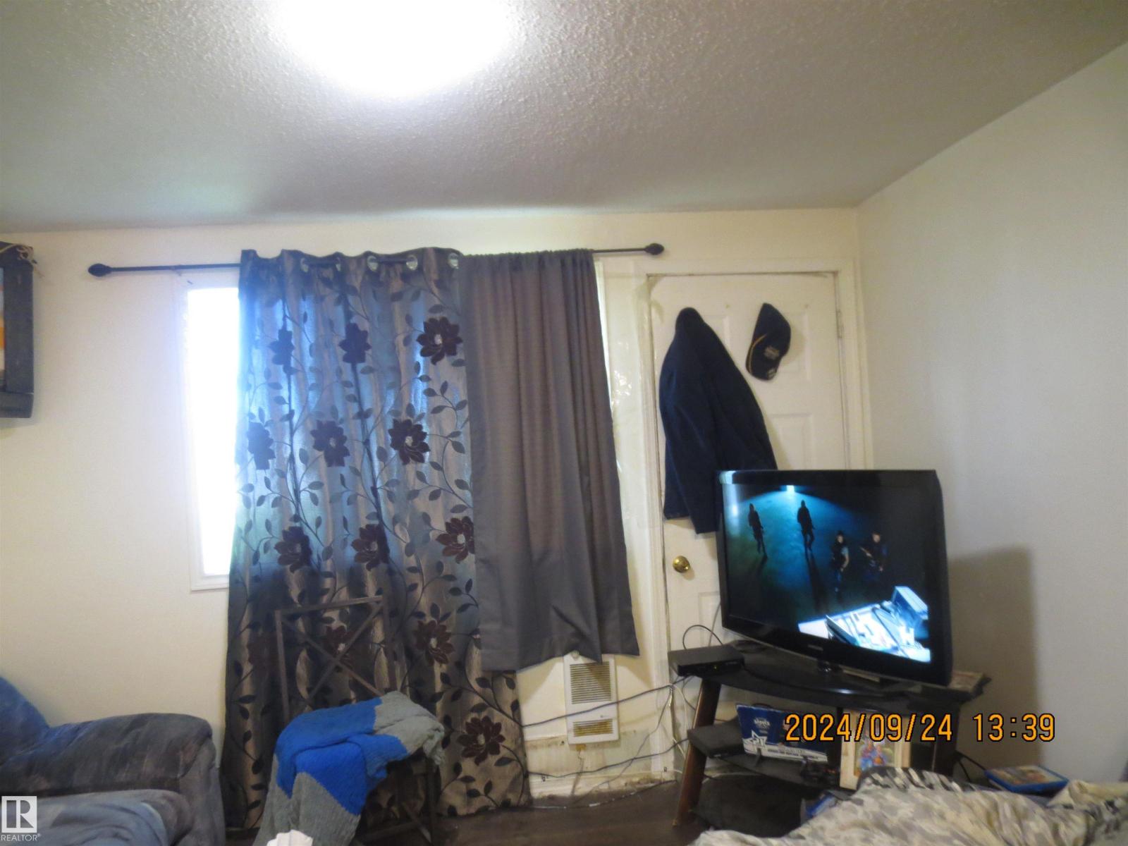4623 4 Avenue - 16