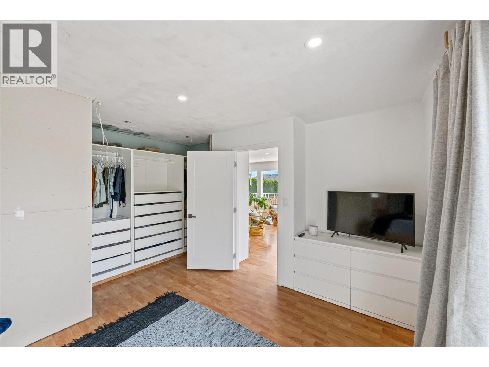 1617 SPARTON Drive - 29