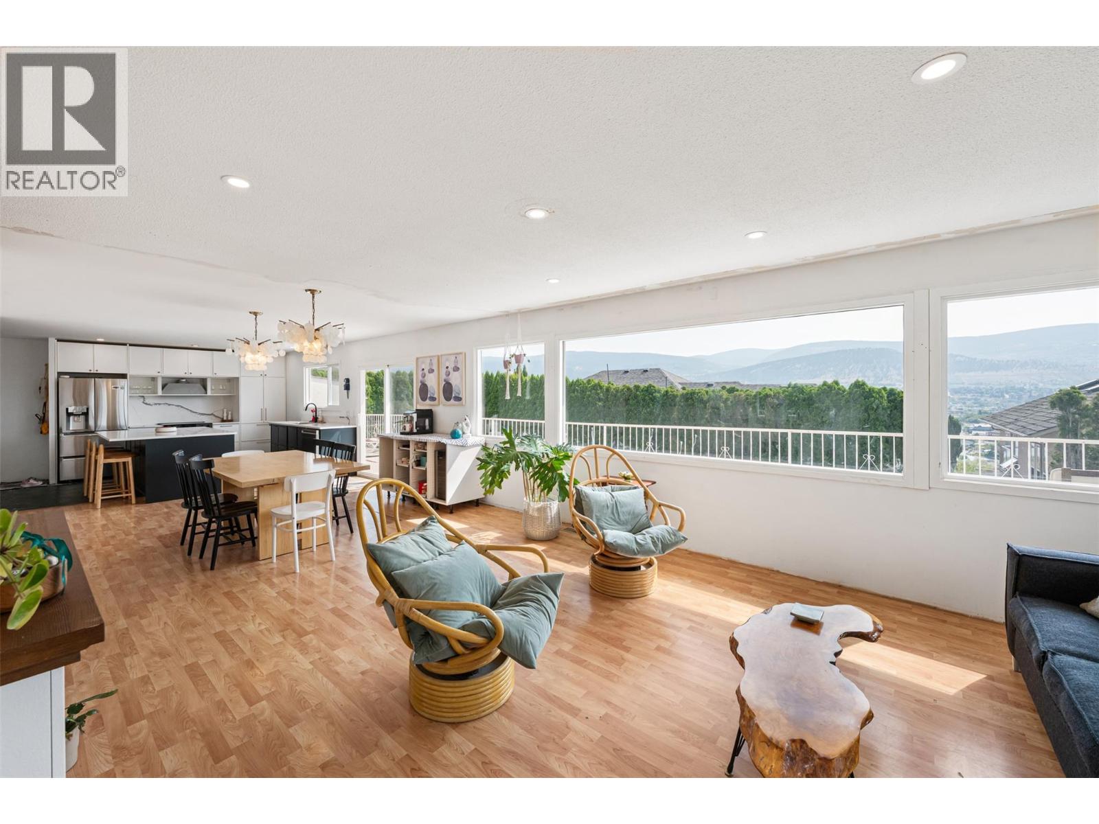 1617 SPARTON Drive - 10