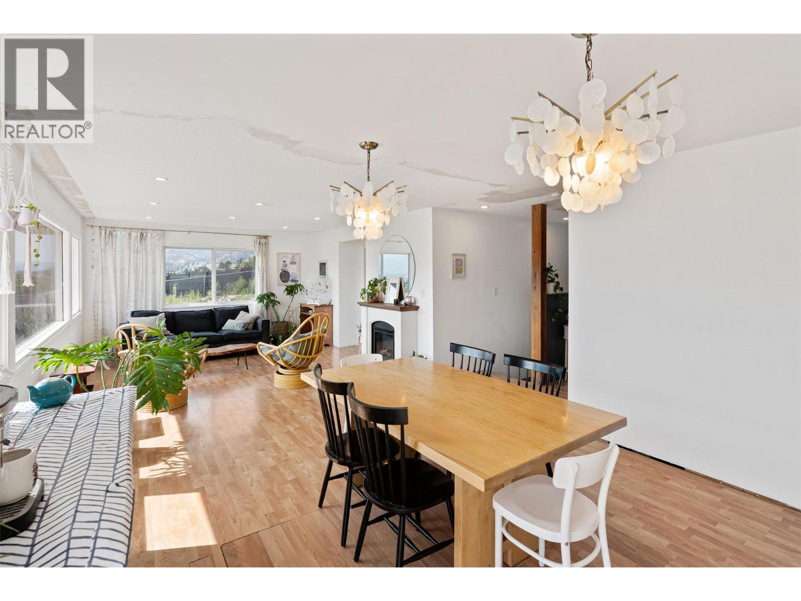 1617 SPARTON Drive - 5