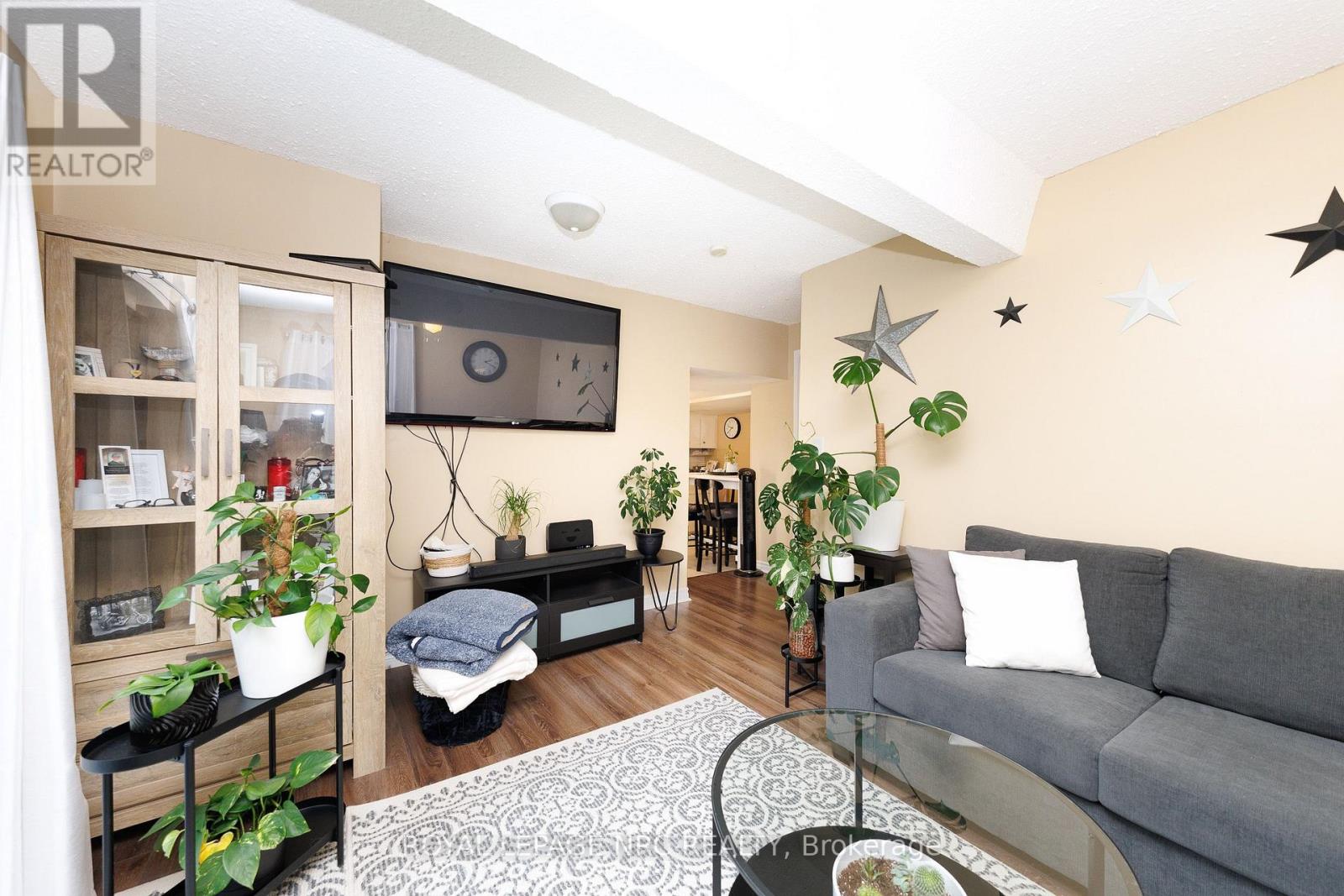 4132 CHIPPAWA PARKWAY - 26