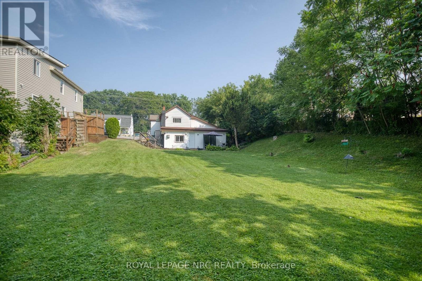 4132 CHIPPAWA PARKWAY - 31