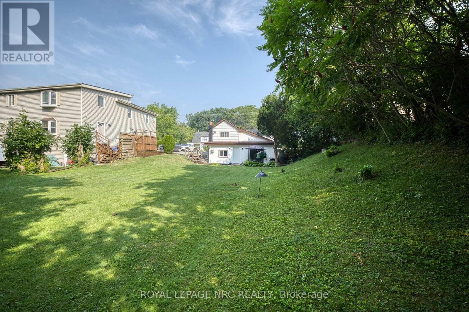 4132 CHIPPAWA PARKWAY - 32