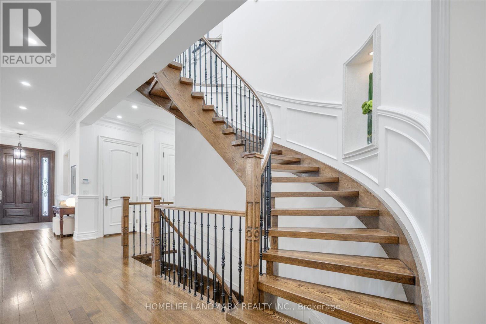 92 CAINES AVENUE - 15