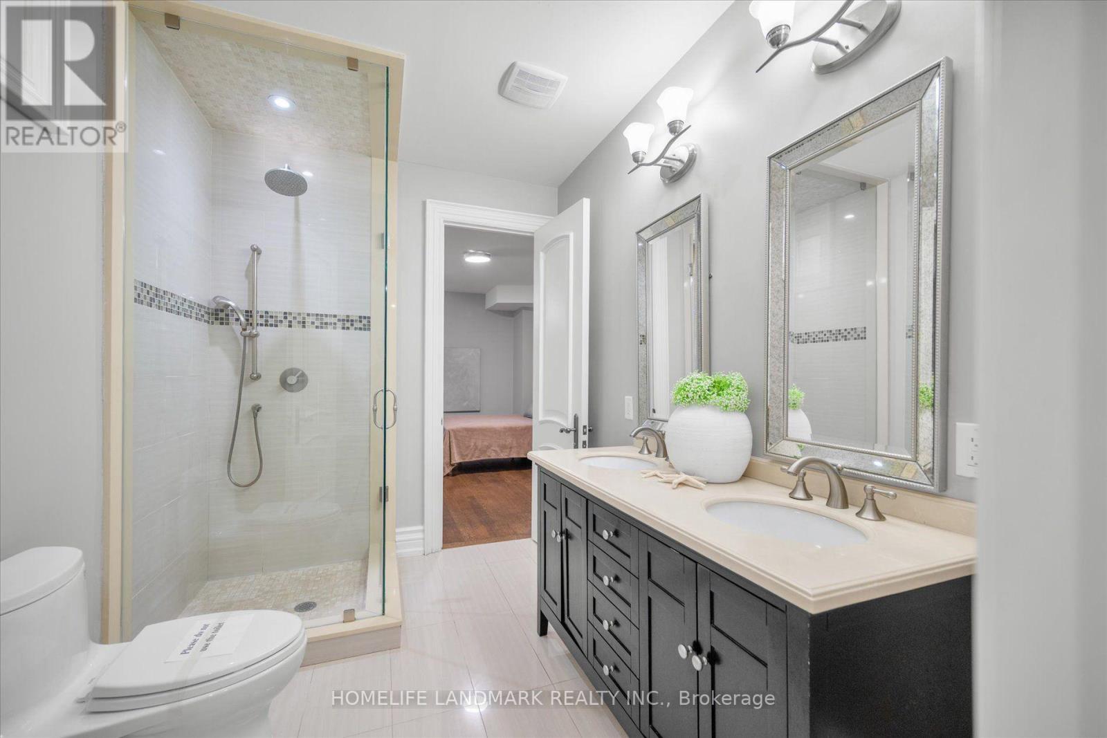 92 CAINES AVENUE - 38