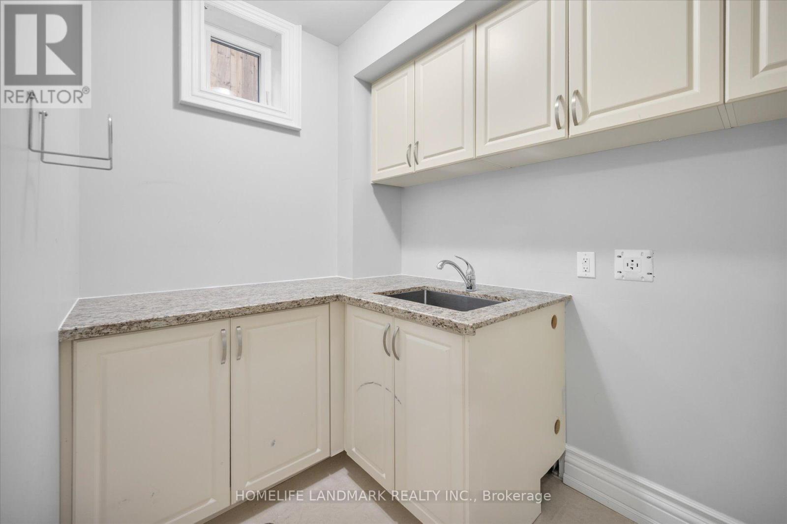 92 CAINES AVENUE - Image 41