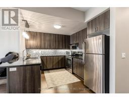904 - 8110 Birchmount Road, Markham, ON L6G0E3 Photo 10