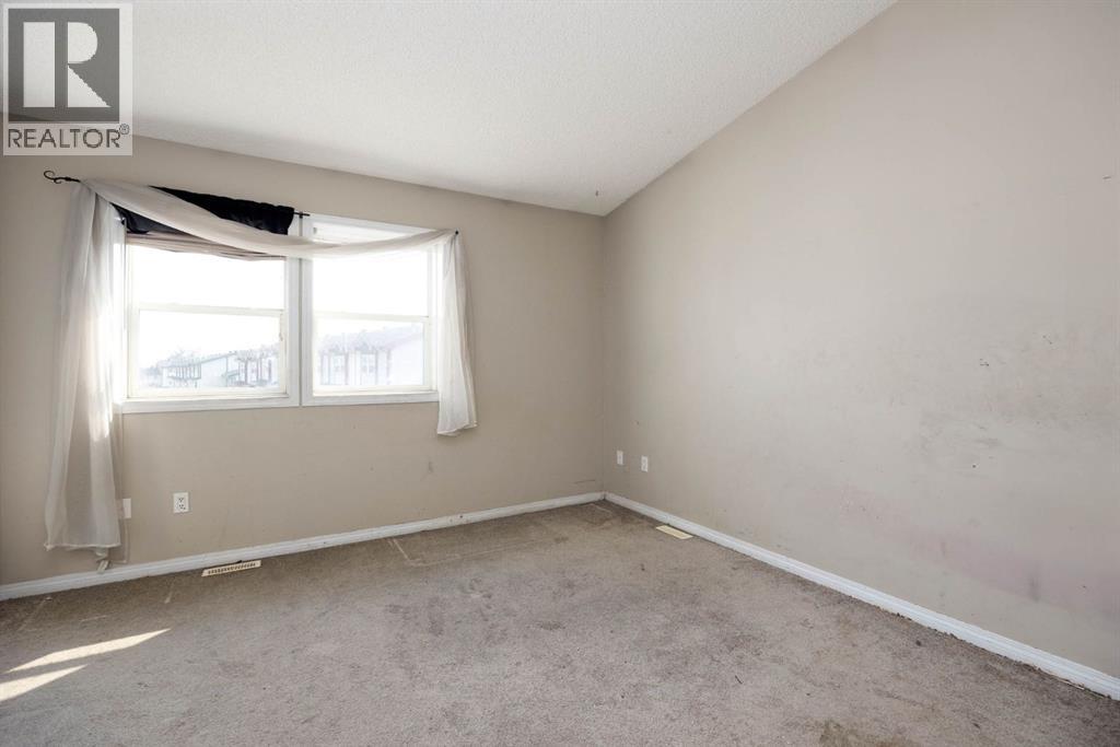201 Arabian Drive, Fort McMurray