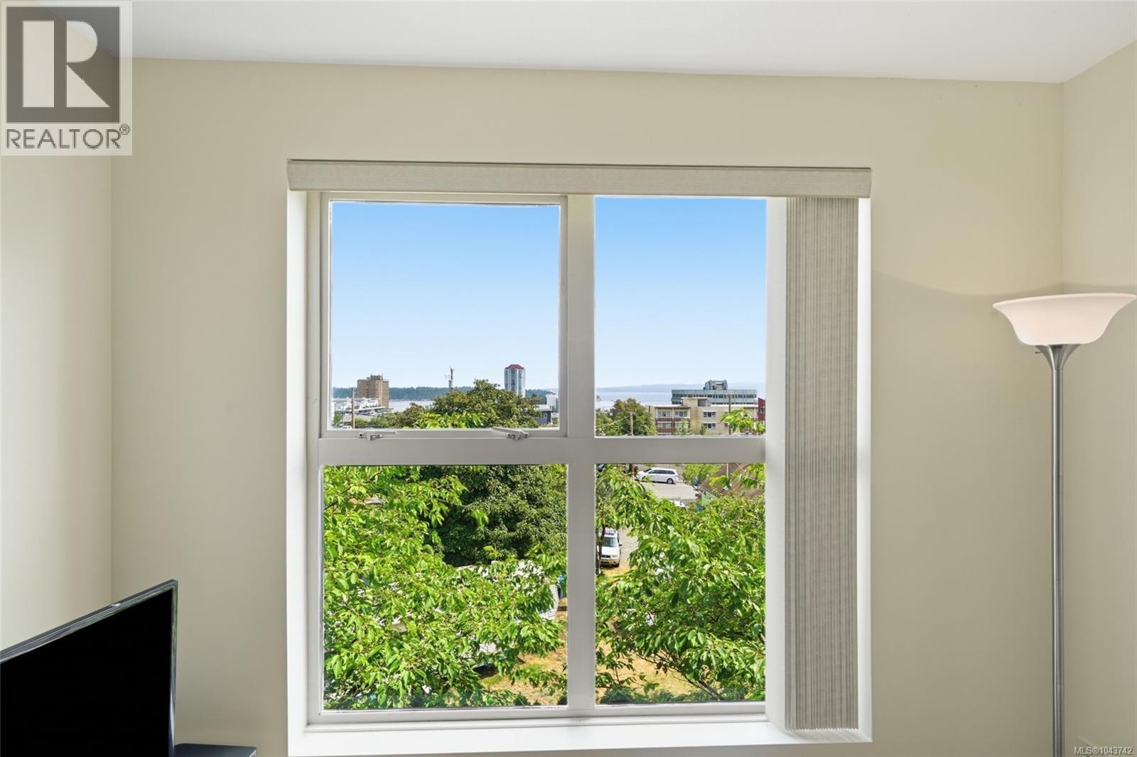 #304 555 Franklyn St - 15