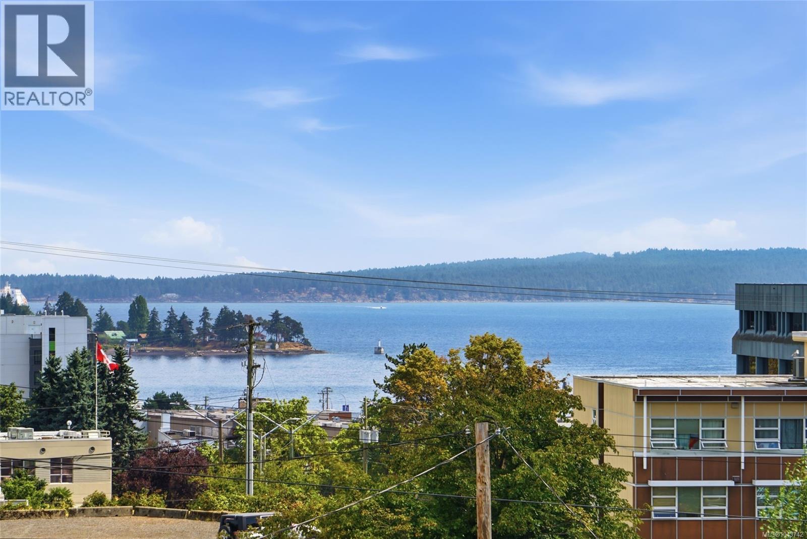 #304 555 Franklyn St - 29