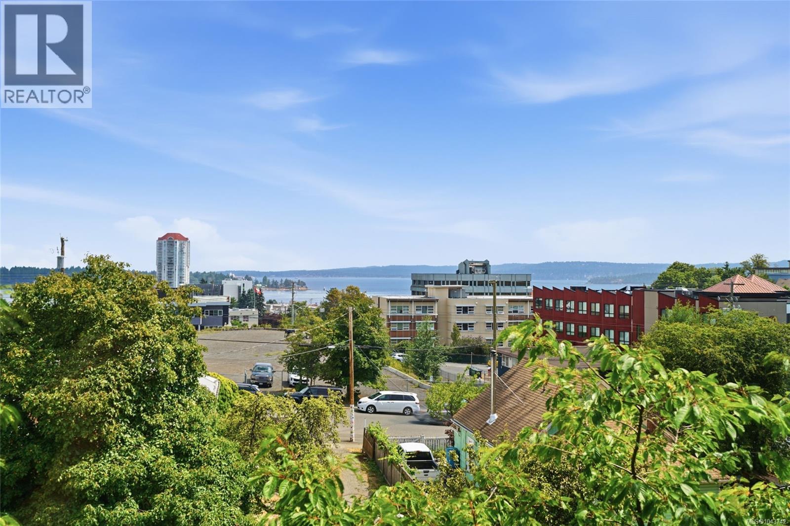 #304 555 Franklyn St - 16