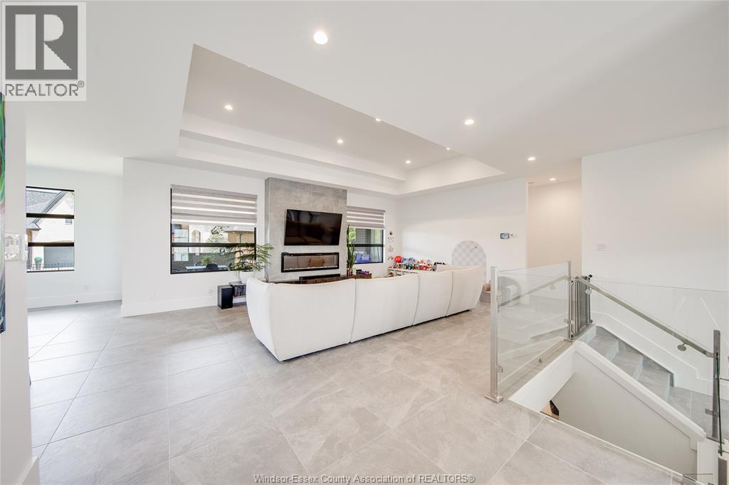199 GRANDVIEW - Image 3