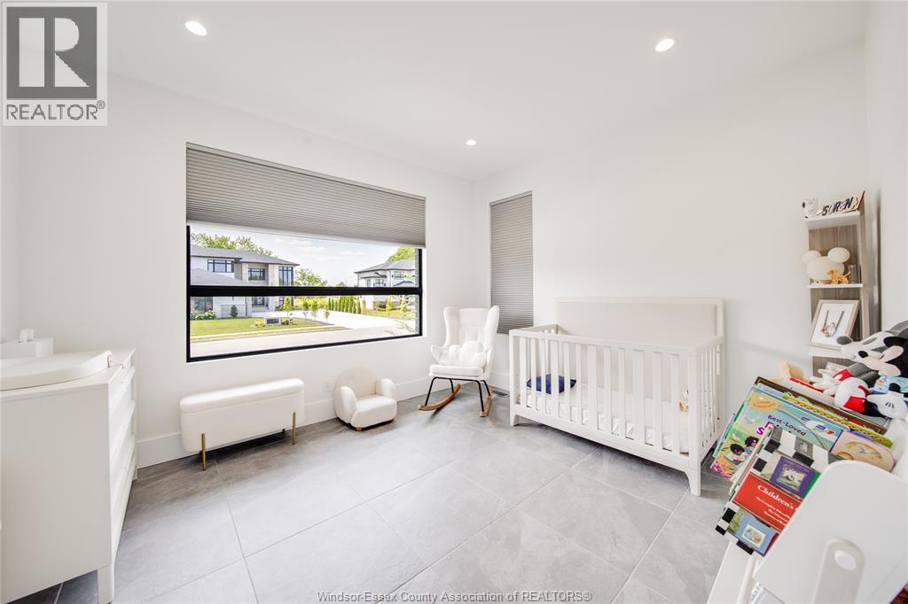 199 GRANDVIEW - Image 30