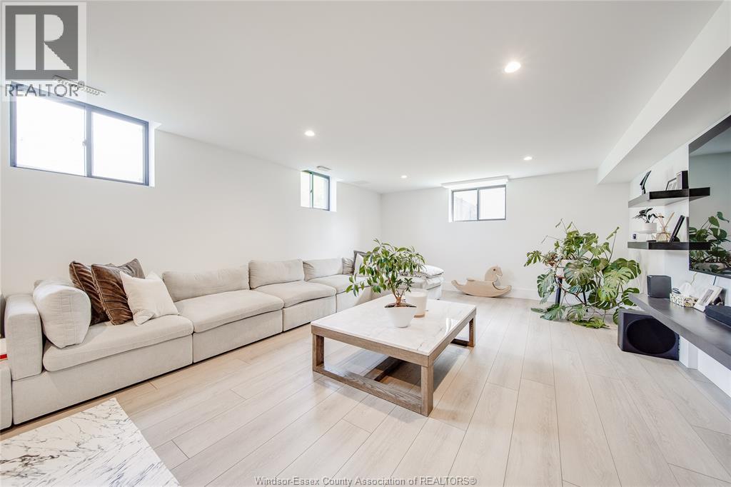 199 GRANDVIEW - Image 39