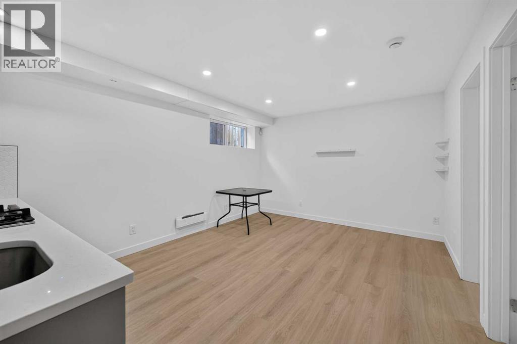 168 Covepark Rise NE - 22