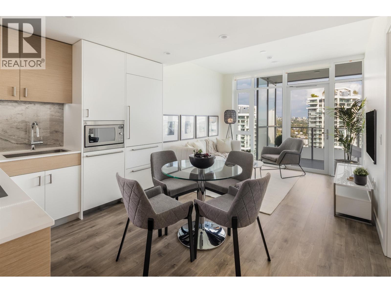 2203 200 KLAHANIE COURT, West Vancouver