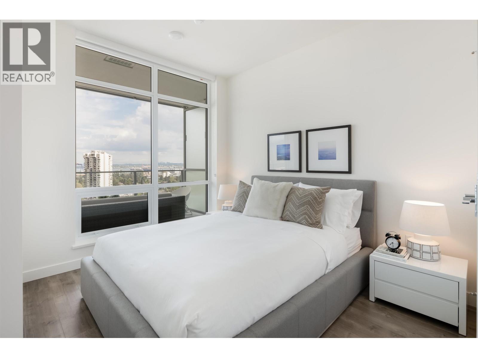 2203 200 KLAHANIE COURT, West Vancouver
