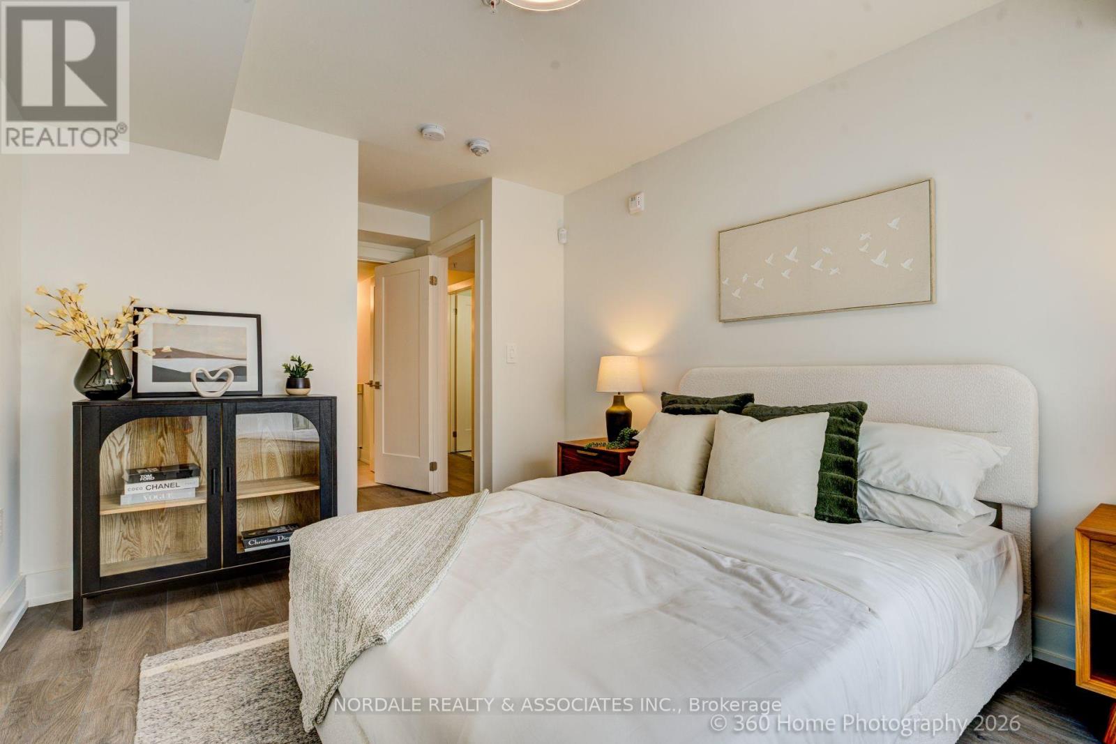 #C102 1660 VICTORIA PARK AVENUE - 16