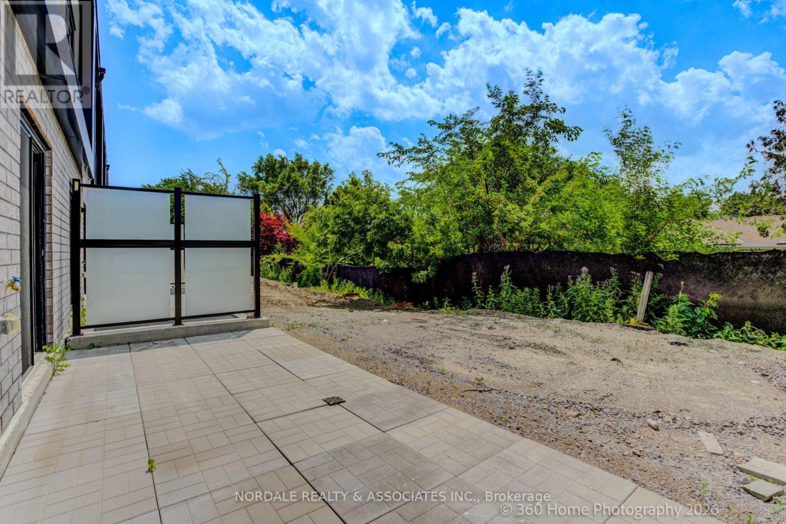 #C102 1660 VICTORIA PARK AVENUE - 20