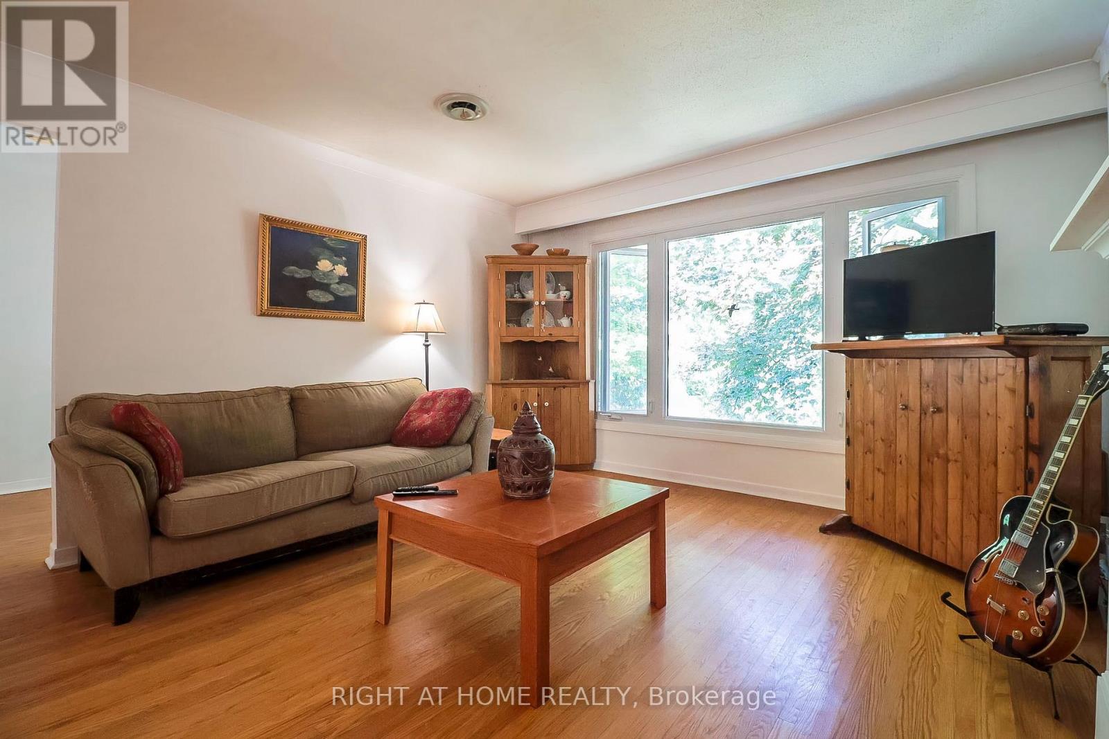 2 CEDARVIEW DRIVE - 10