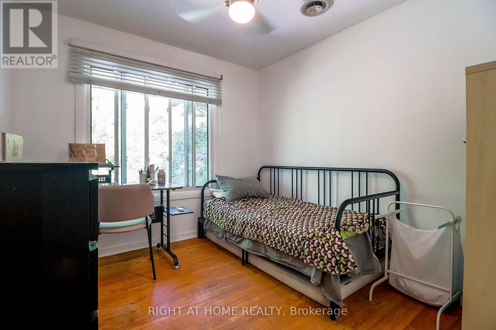 2 CEDARVIEW DRIVE - 13
