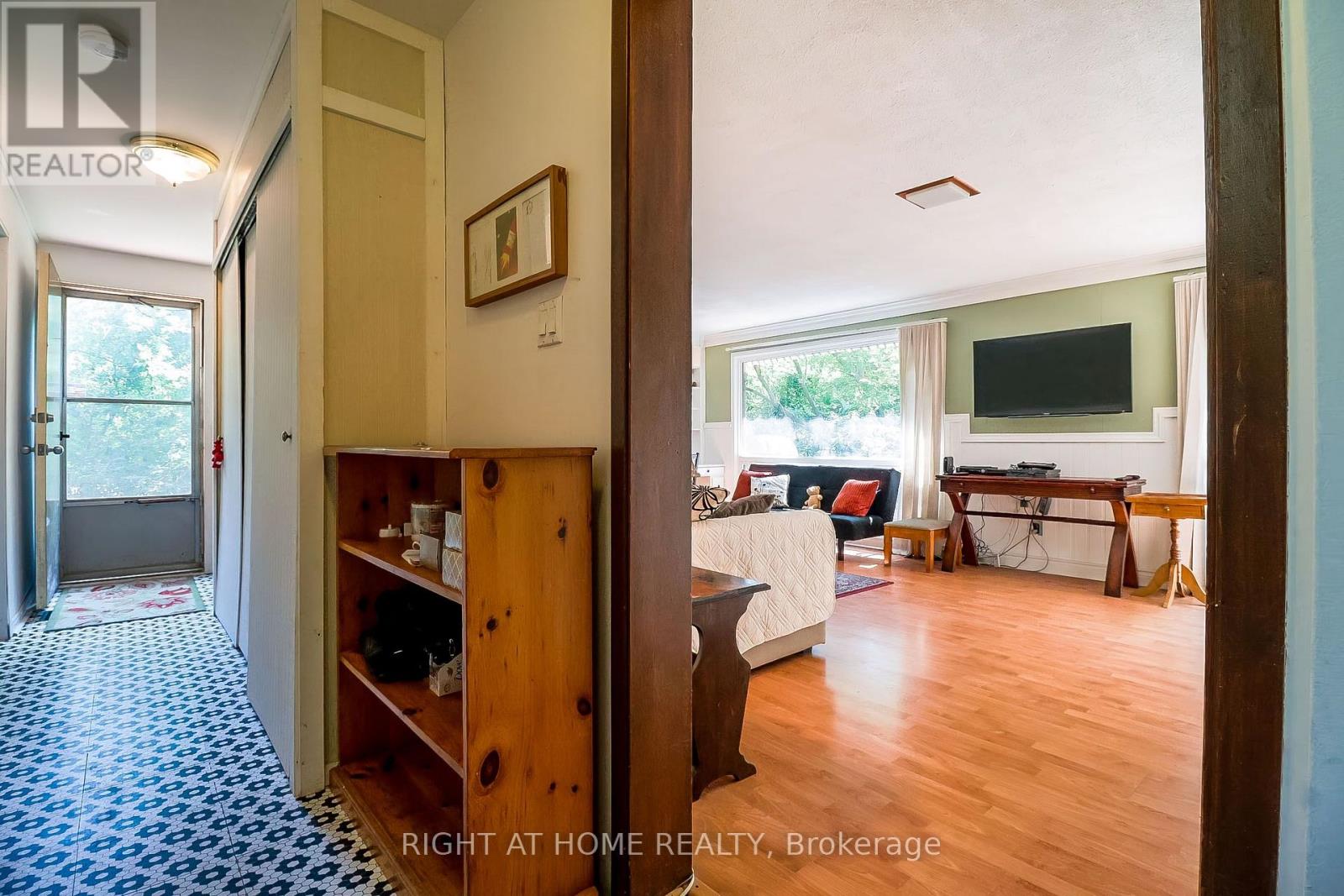 2 CEDARVIEW DRIVE - 17
