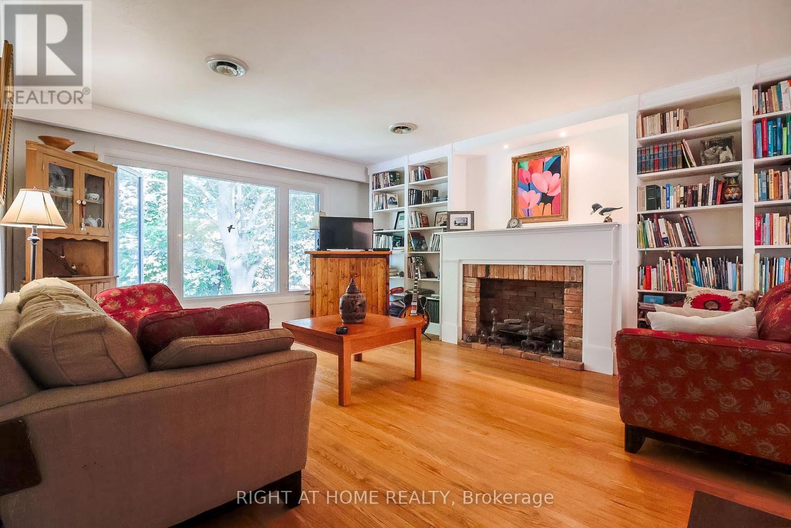 2 CEDARVIEW DRIVE - 8