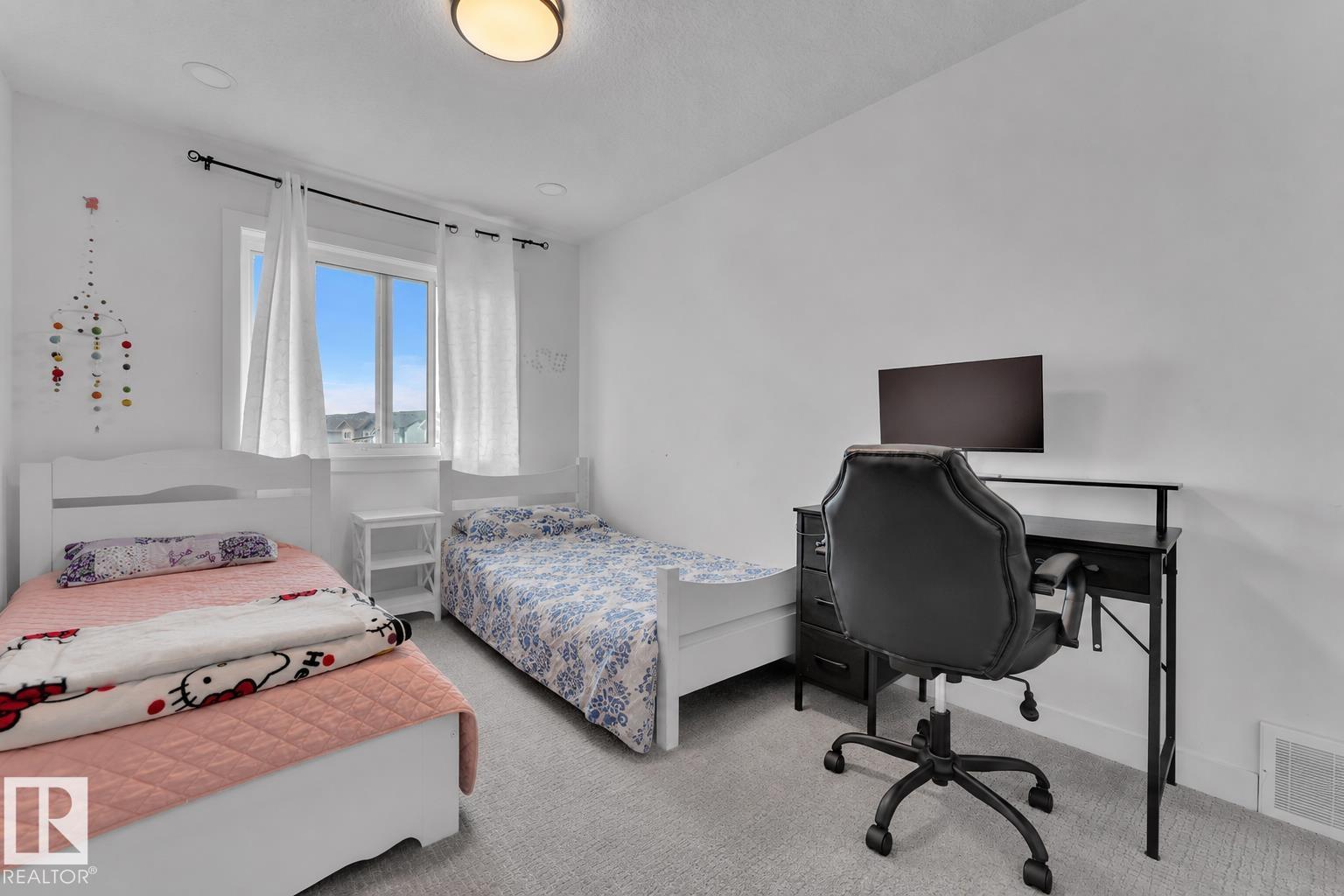 6099 180 AV NW - 17