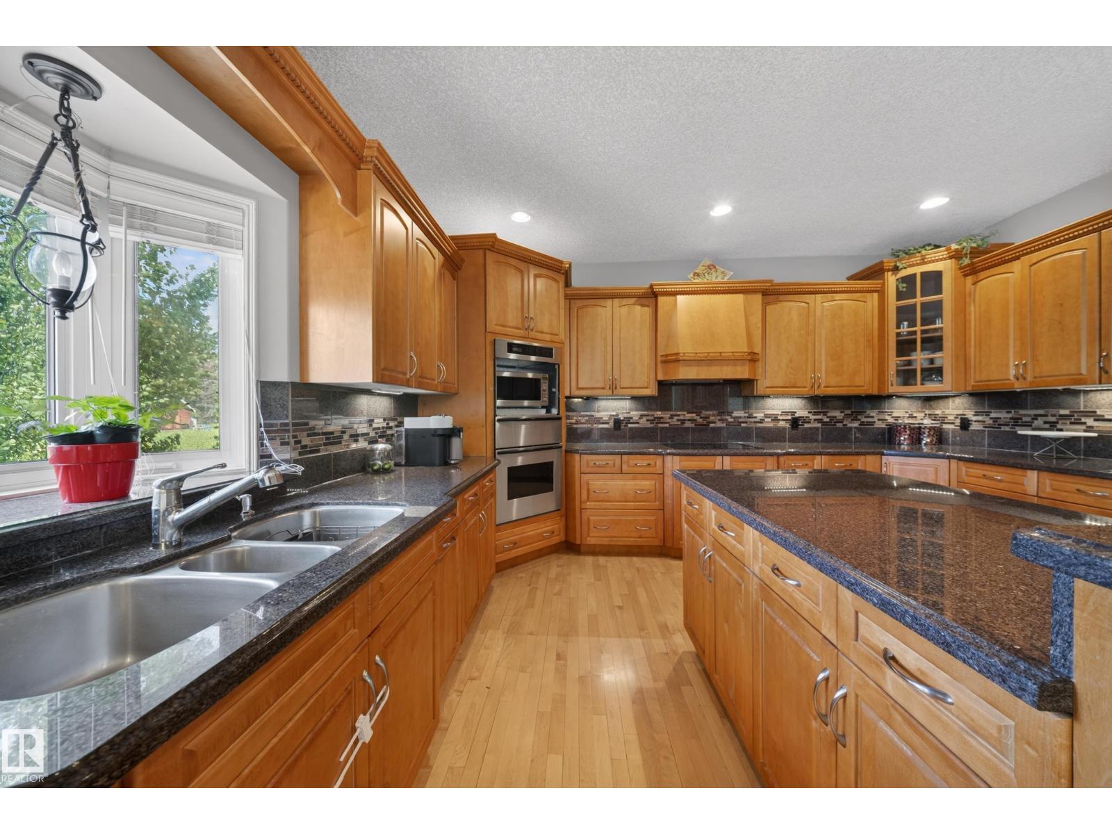 #50 52216 RGE ROAD 233 - 23