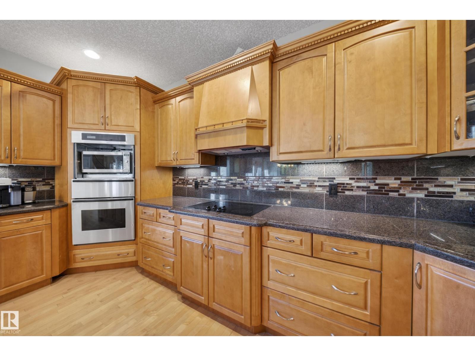 #50 52216 RGE ROAD 233 - 24