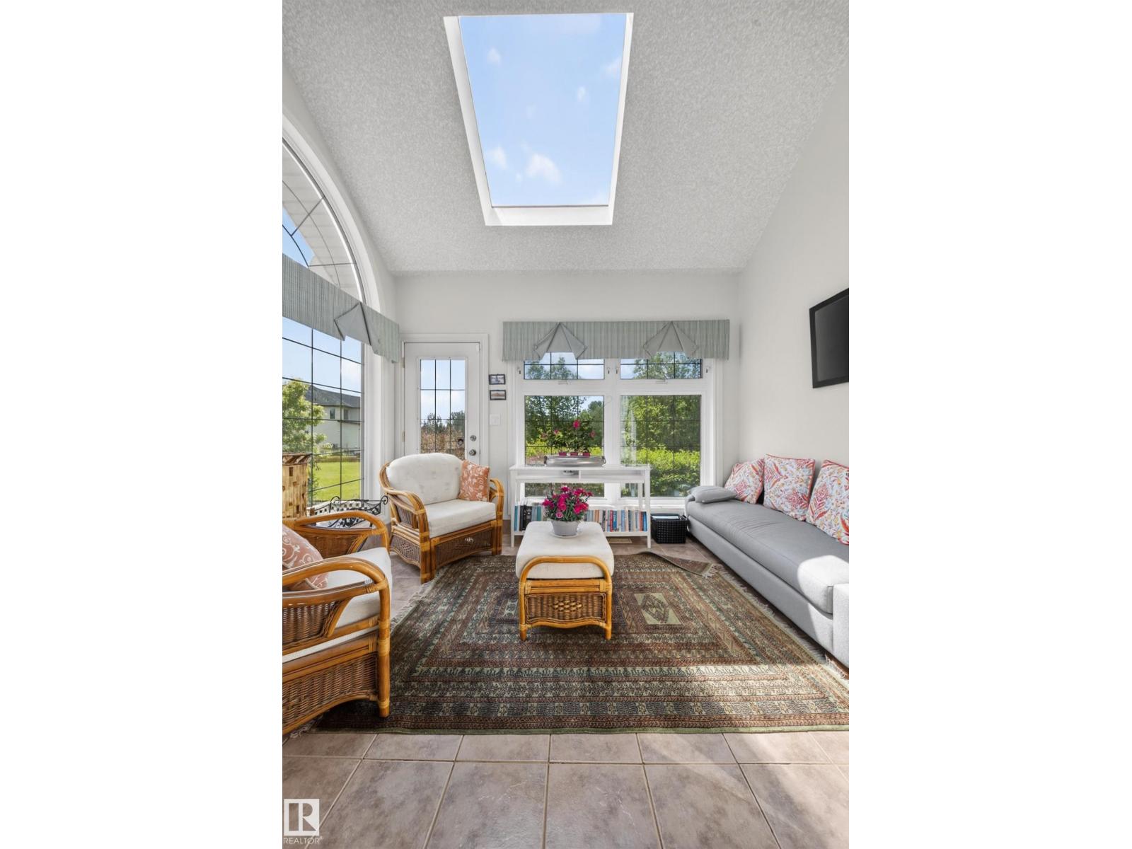 #50 52216 RGE ROAD 233 - 31