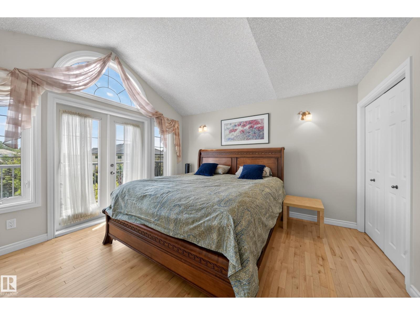 #50 52216 RGE ROAD 233 - 37