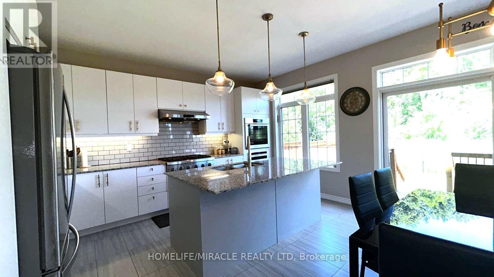 185 THORNBUSH BOULEVARD - 19
