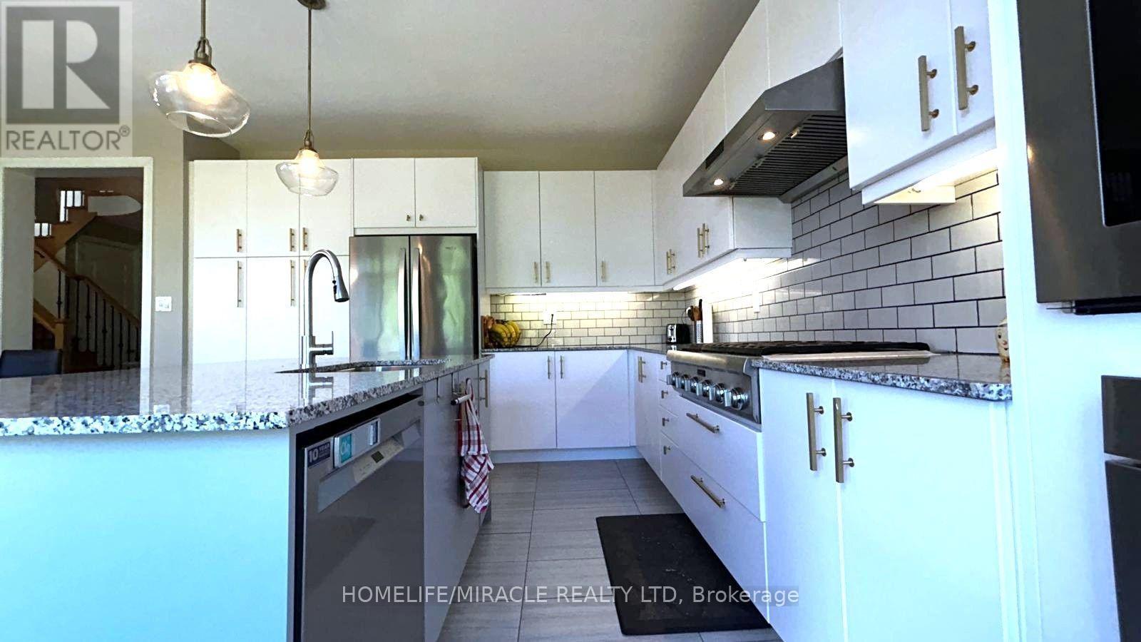 185 THORNBUSH BOULEVARD - 22