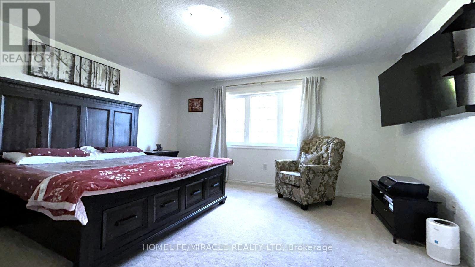 185 THORNBUSH BOULEVARD - Image 30