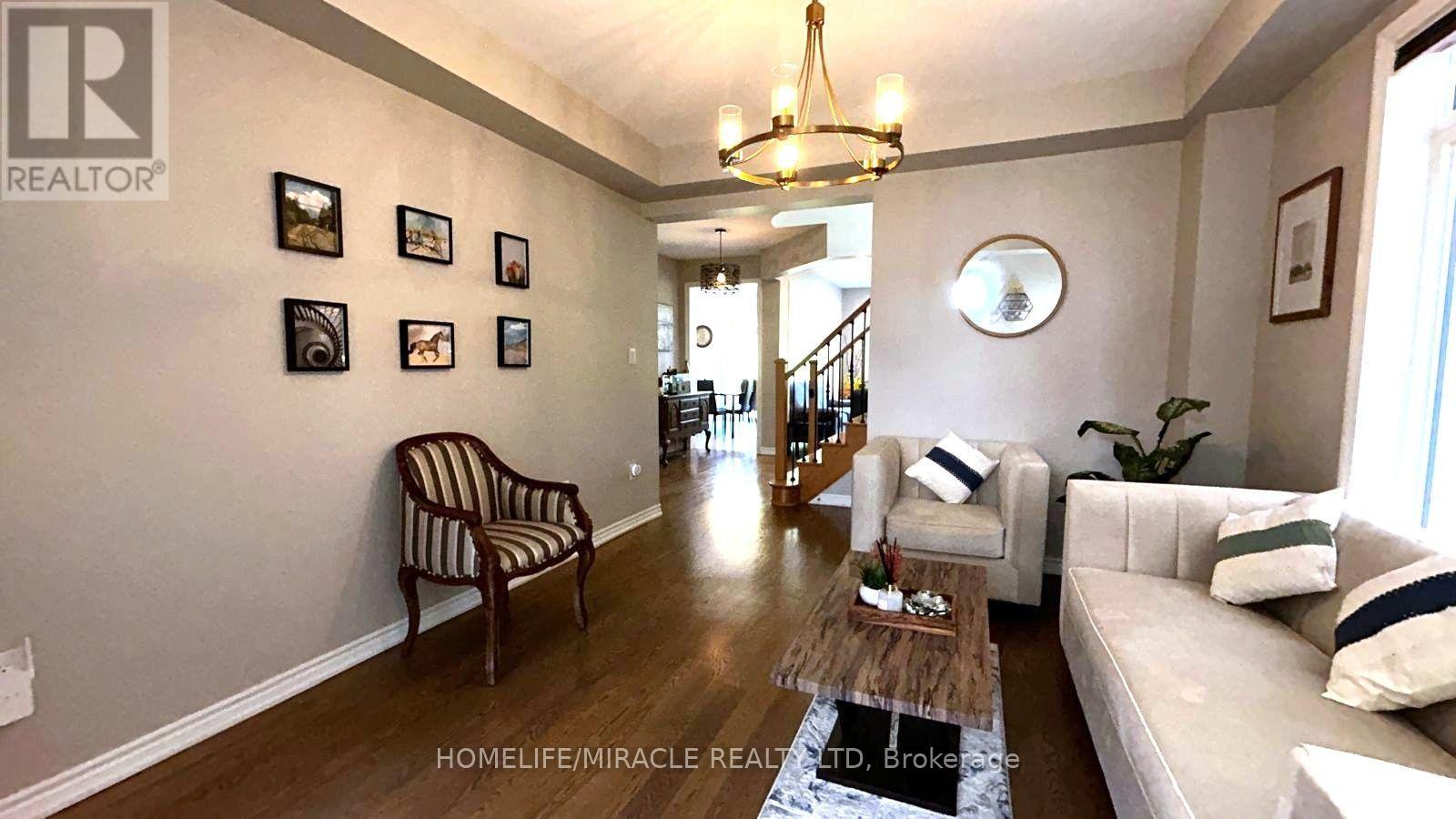 185 THORNBUSH BOULEVARD - 4