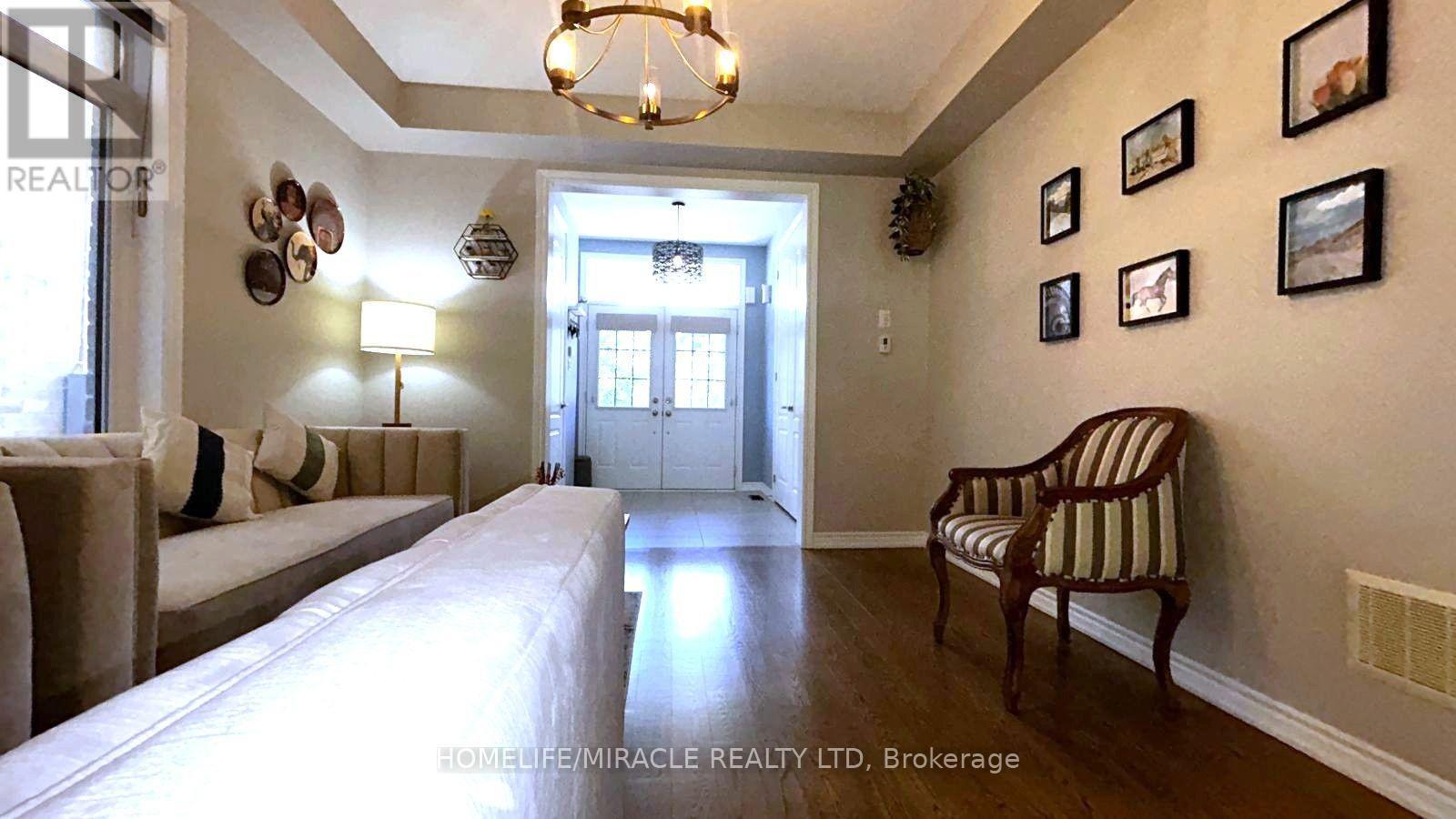 185 THORNBUSH BOULEVARD - 7